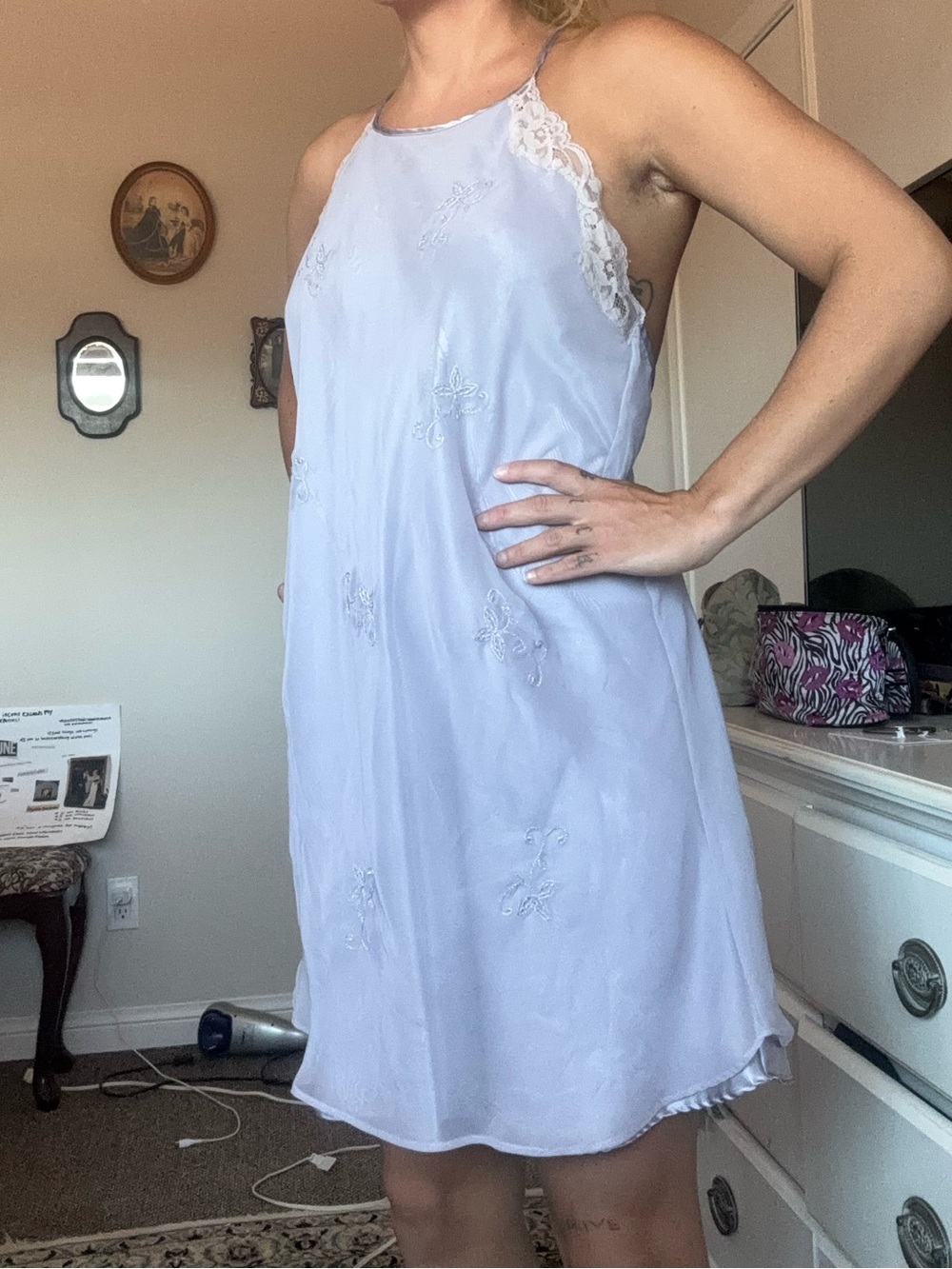 Dress - Picture 5 of 8